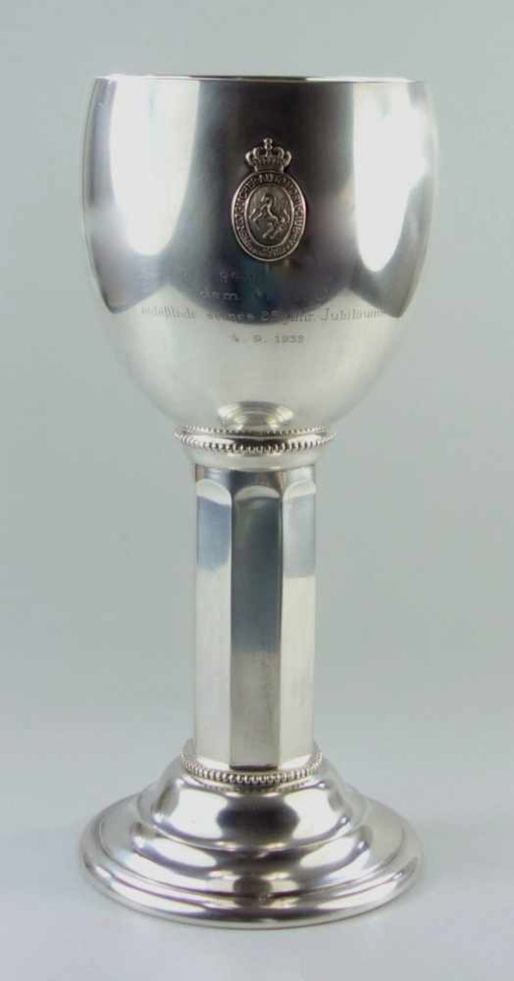 silberner Pokal vom Herzoglichen Automobilclub Braunschweig, 800er Silbergewidmet dem M.A.C. ( - Bild 2 aus 2