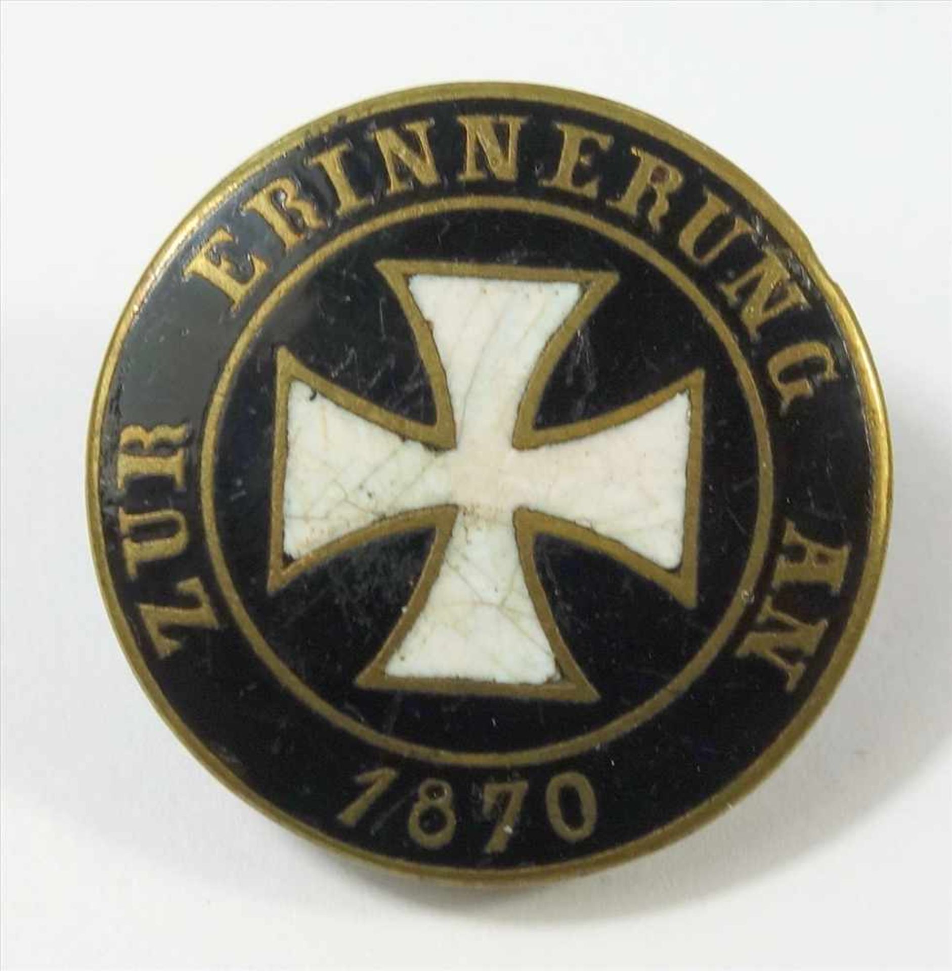 patriotischer Knopf "Zur Erinnerung 1870", Messing und Emaille, weißes Kreuz vor schwarzem Grund,