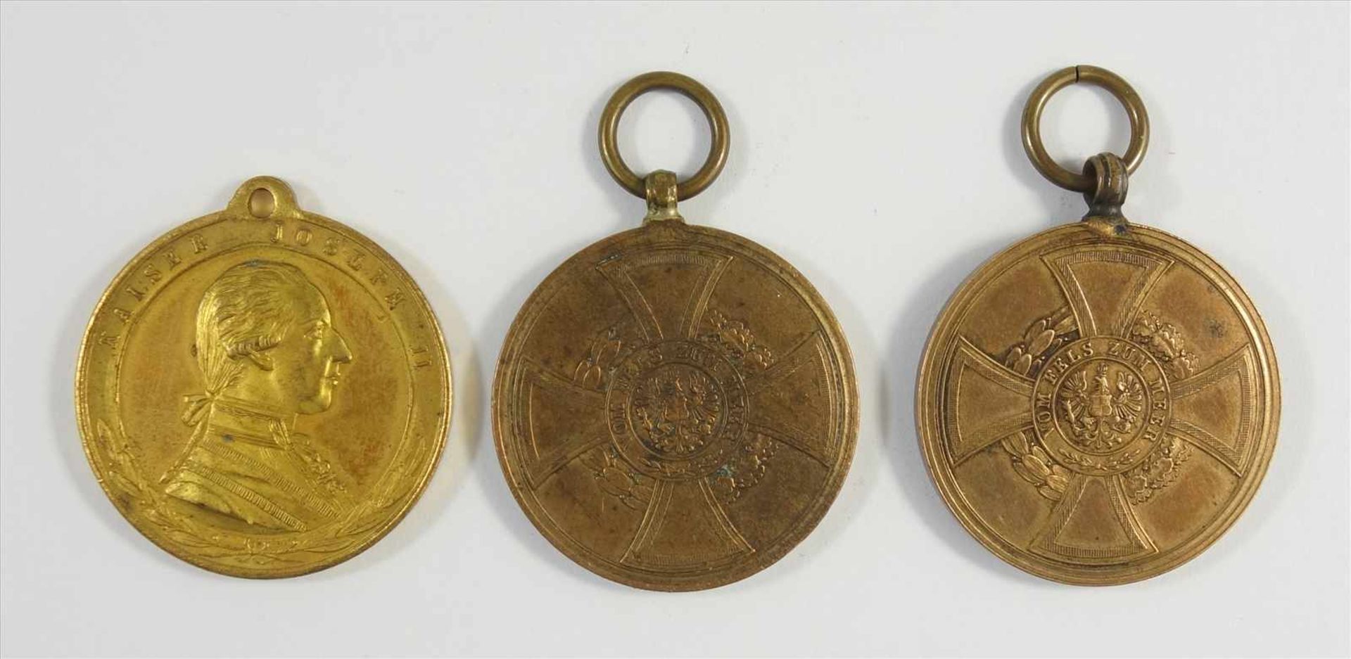 3 Medaillen, Mitte / Ende 19.Jh., 2* Preussen, Hohenzollern Denkmünze für Kämpfer 1848-1849 und 1*