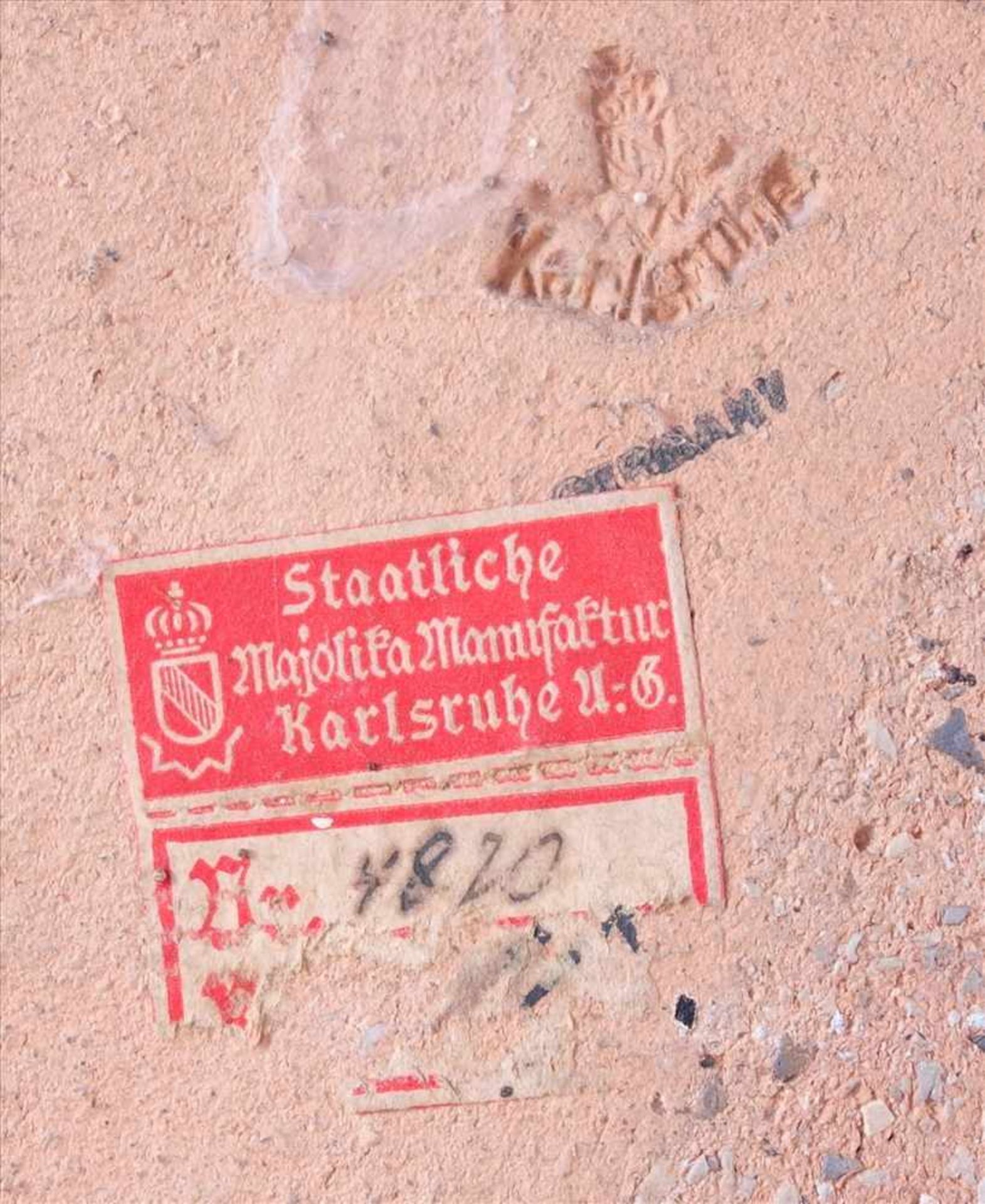 Reliefwandplatte "Kakadus", Karlsruher Majolika, 30er Jahre, polychrom staffiert, HBT 35,5*25*2cm, 1 - Bild 2 aus 2