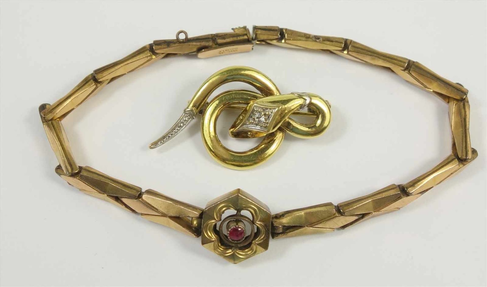 Armband, Jugendstil um 1910 und Schlangenbrosche, Andreas Daub, Pforzheim, 30er Jahre; Brosche: