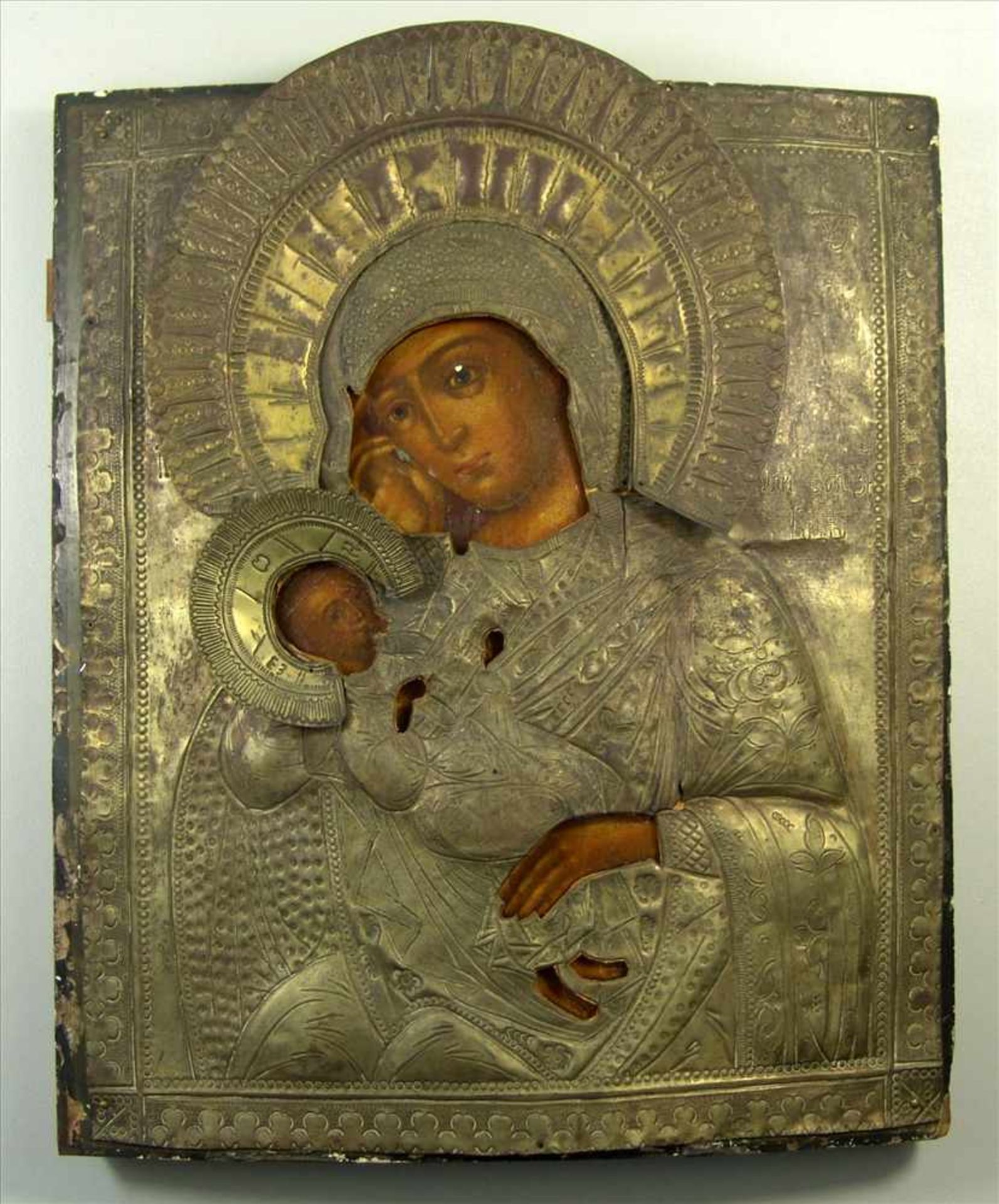 Oklad-Ikone, Gottesmutter, Russland um 1900, Tempera auf Holz, Gottesmutter in Bruststück mit