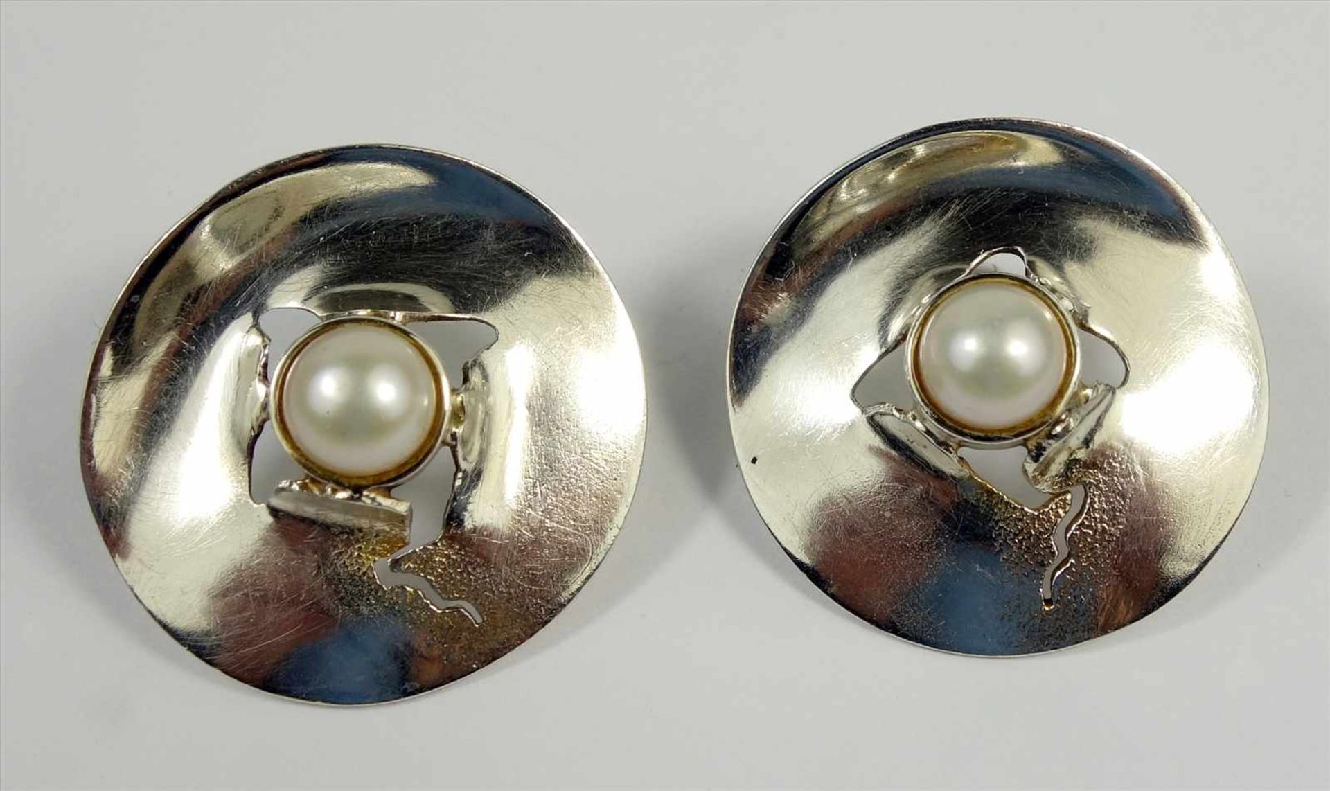 Paar Ohrstecker mit Perle, 925 Silber, Gew.8,10g, D.2,5cm, Steckbrisur (1 Schraube n.orig.)