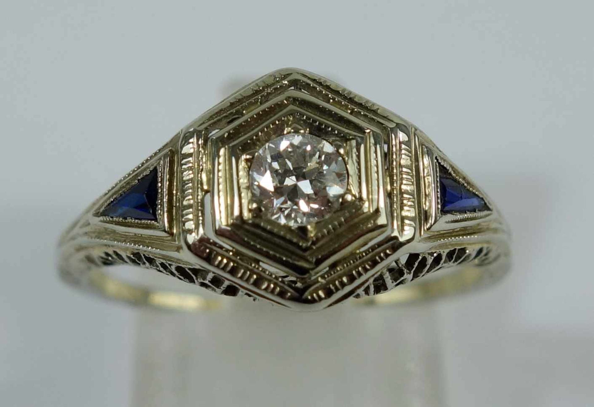 Saphir-Diamant-Brillant-Ring, 585er Weißgold, Art Déco, Gew.2,22g, Dia.-Brill., total ca.0,20ct, - Bild 2 aus 2