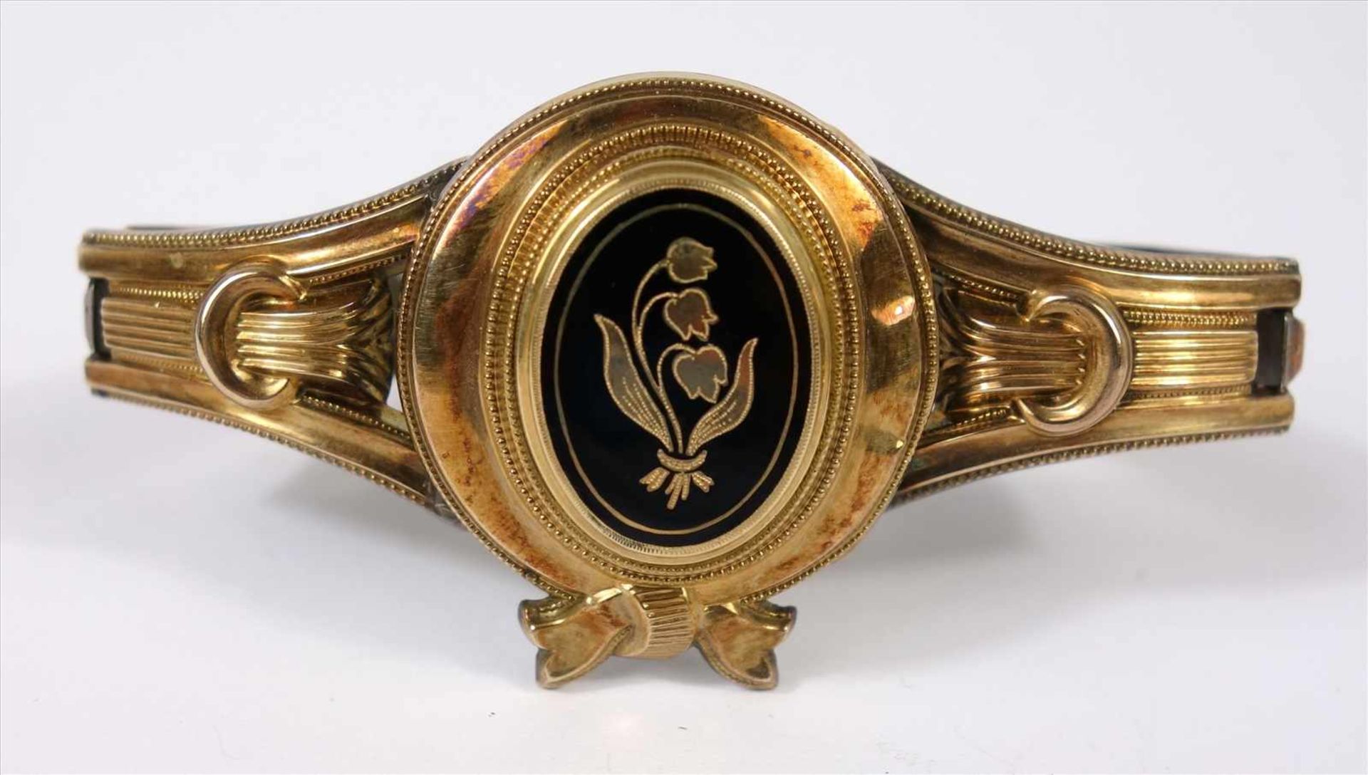 Armband, sogen. Schaumgold, Biedermeier, schwarze Emaille mit Goldblumen, Steckschloss, L.ca.18cm,