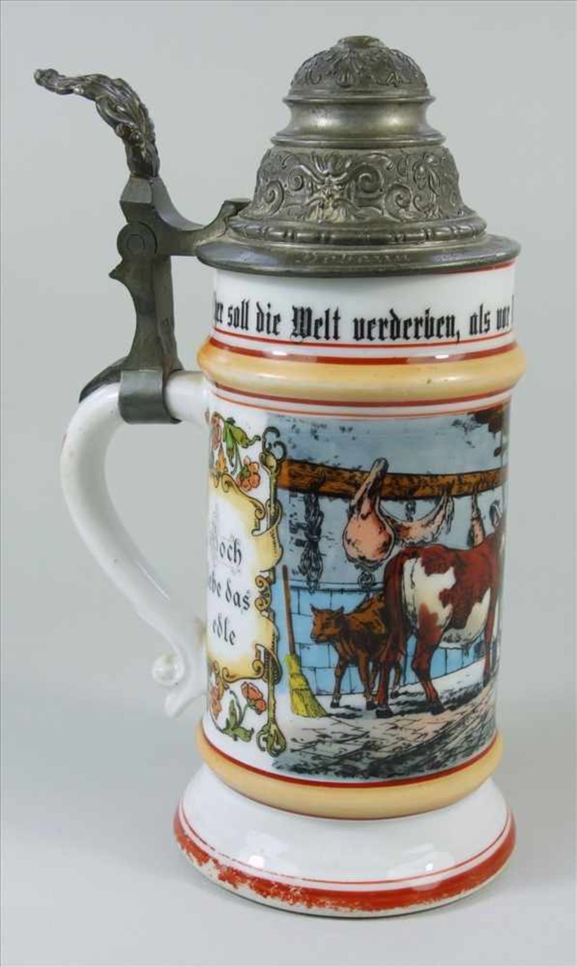 Zunft-Bierkrug des Metzger-Handwerks, um 1890, Porzellan, 1/2 Ltr., Boden mit Lithophanie ( - Bild 3 aus 4