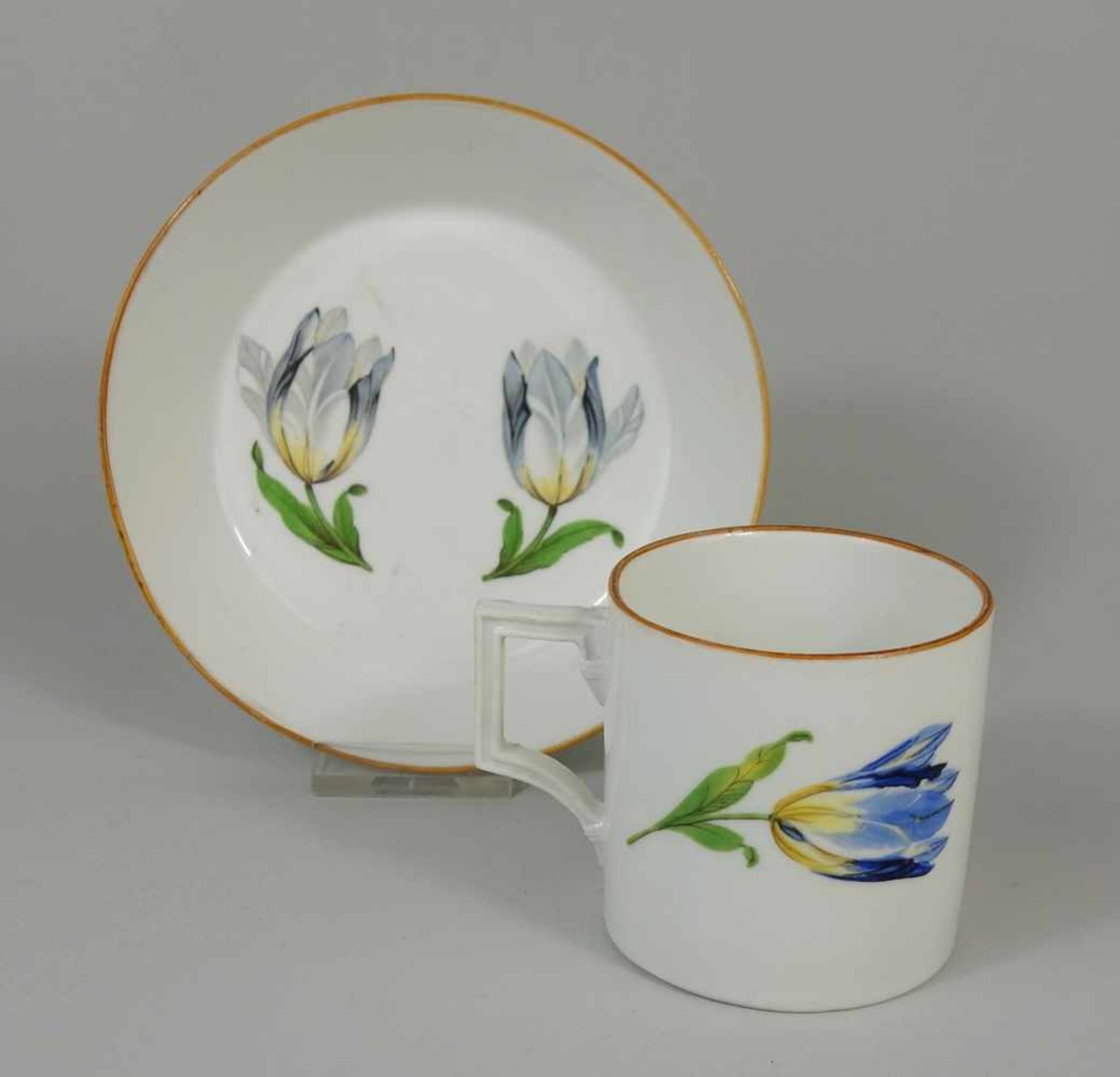 2-tlg.Kaffeegedeck mit Tulpen, Marcolinizeit (1775 bis 1814), Meissen, I.Wahl, zylindrische Tasse, - Bild 3 aus 3