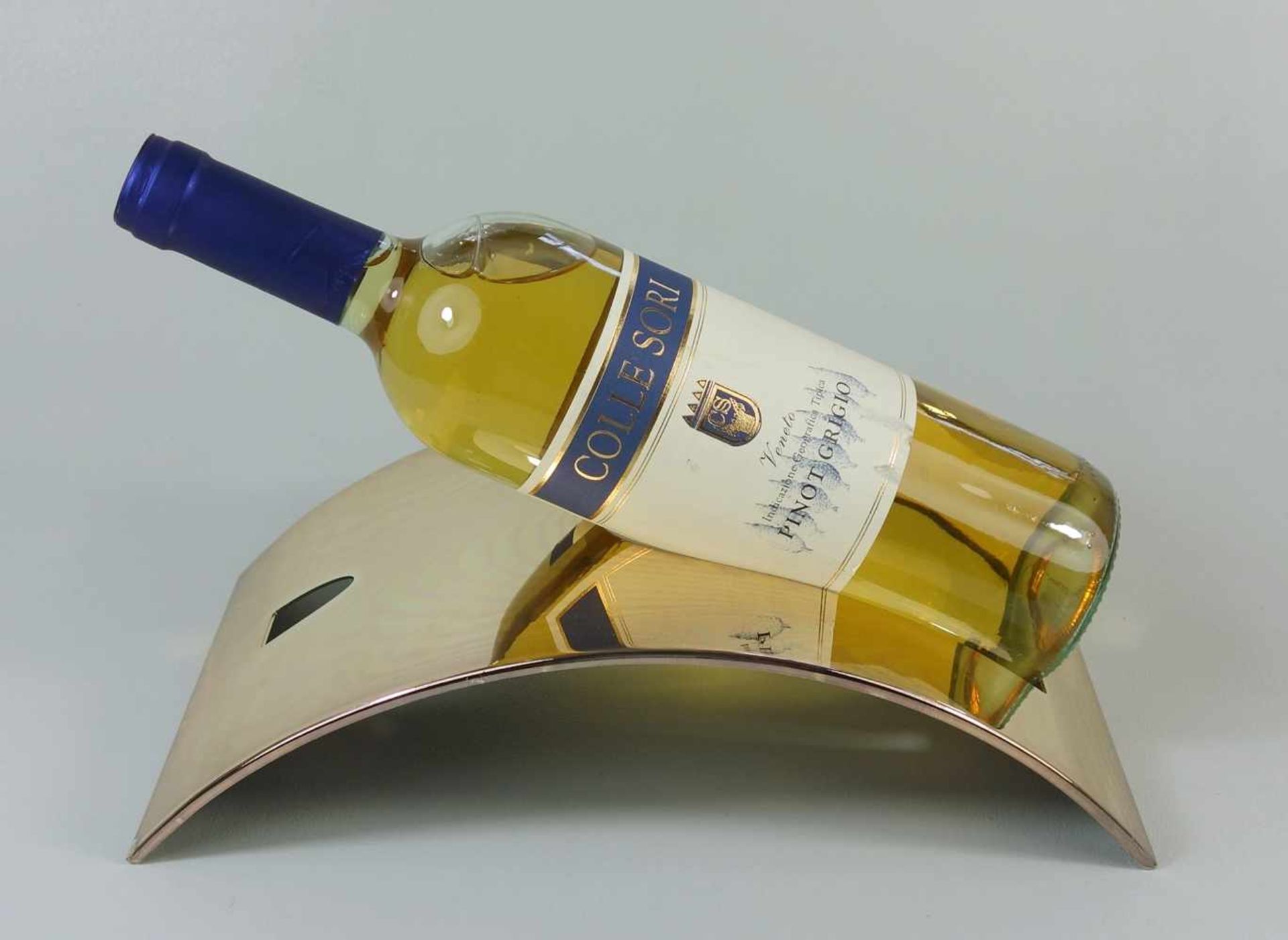 Flaschenständer "STAND", Philippi Design, für eine Flasche und Korken, mit Weißweinflasche (Colle
