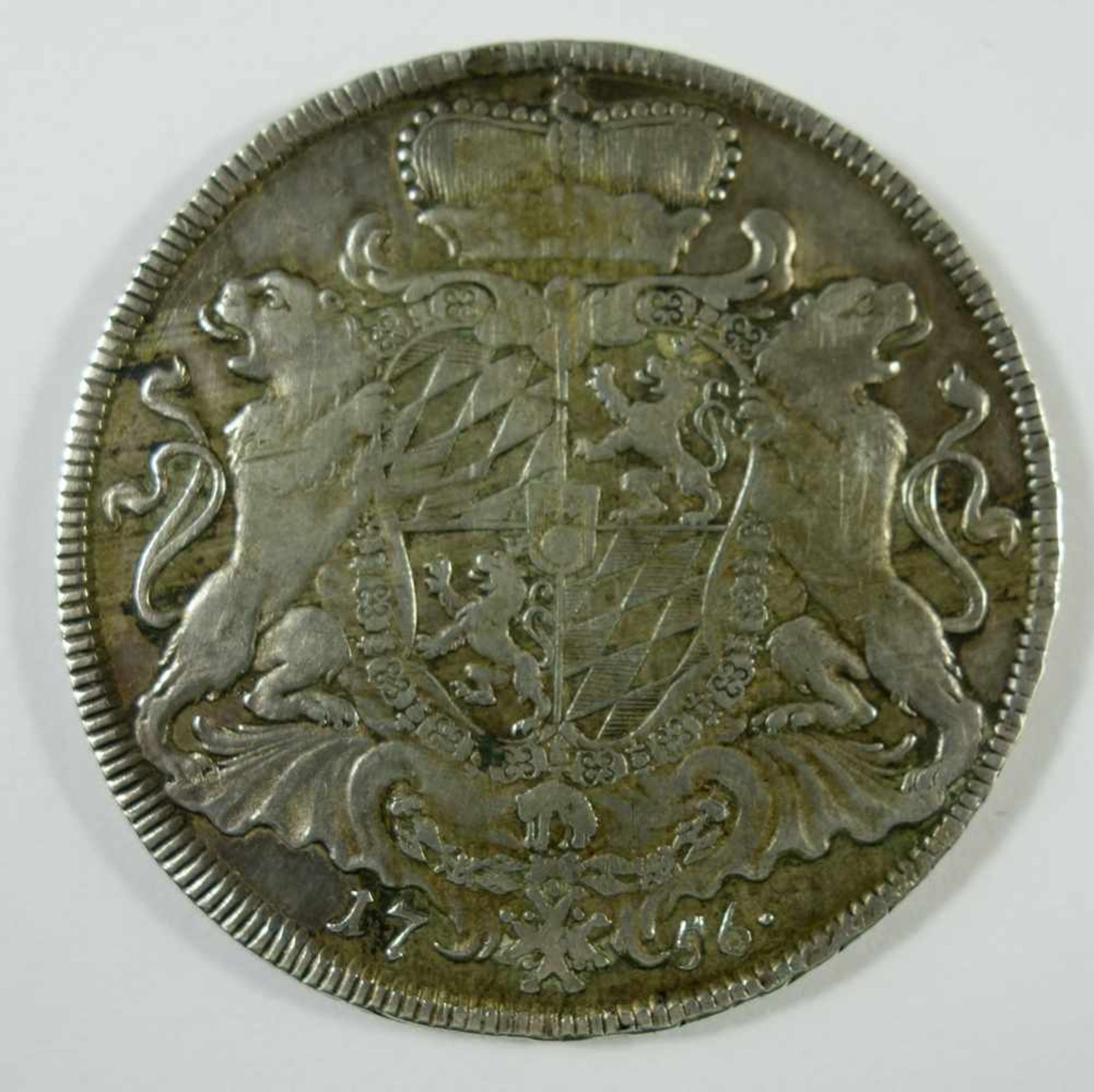 Bayerntaler, Silbermünze mit Wappen, 1756, Dt.Kaiser Maximilian III, Gew. 27,94g, ss- - -18.00 % - Bild 2 aus 2