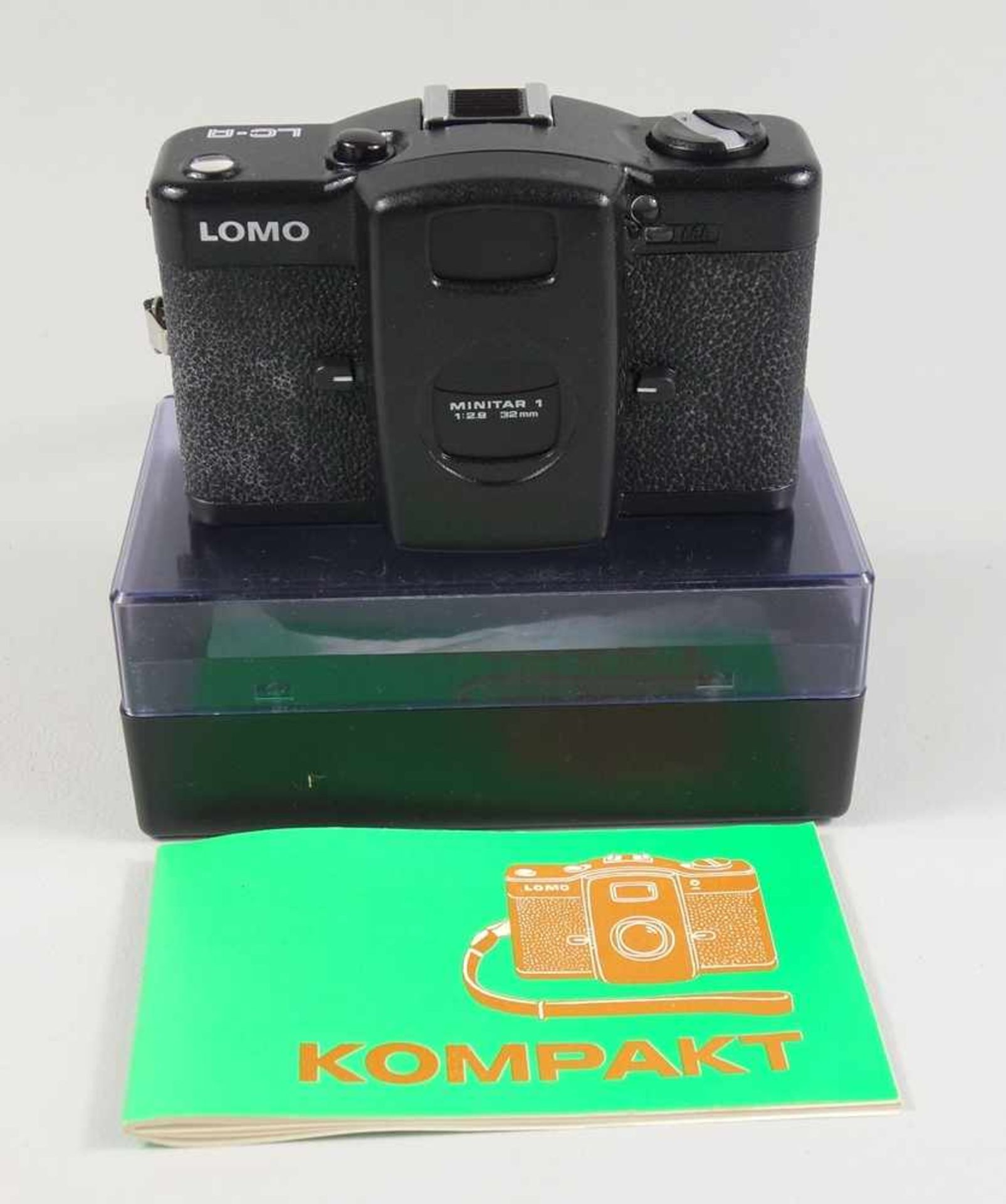 4 Fotoapparate und Zubehör; LOMO Kompakt Automat MINITAR 1, 1:28, 32mm, mit Bedienungsanleitung, - Bild 2 aus 5