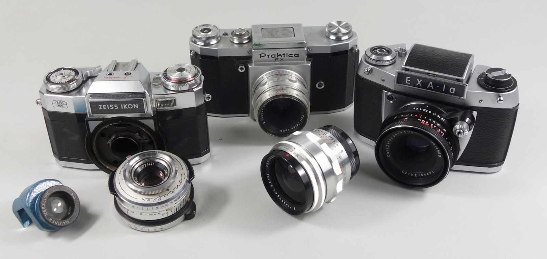 4 Fotoapparate und Zubehör; LOMO Kompakt Automat MINITAR 1, 1:28, 32mm, mit Bedienungsanleitung,