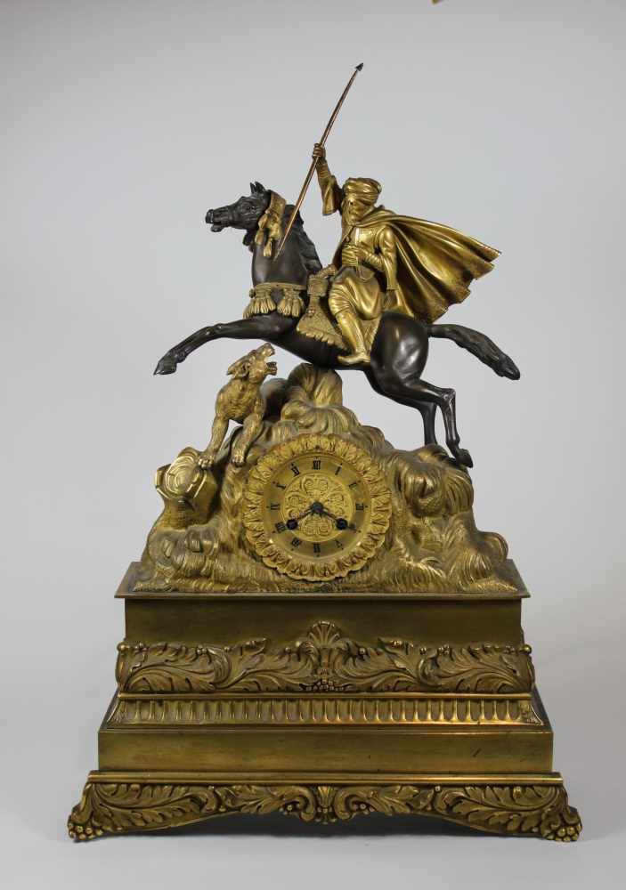 Pendule, 2. Hälfte 19. Jh. bekrönt durch osmanischen Reiter mit Speer, Bronze mit originaler