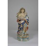 Madonna, wohl Spanien/ Italien, 18. Jh., Holzskulpur, Jesuskind verlustig, H.: 28 cm.