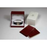 Damenarmbanduhr, Must de Cartier - Tank, Schweiz, 20. Jh., Silber, vergoldet, Ges.-Gew. ca. 28,1 g.,