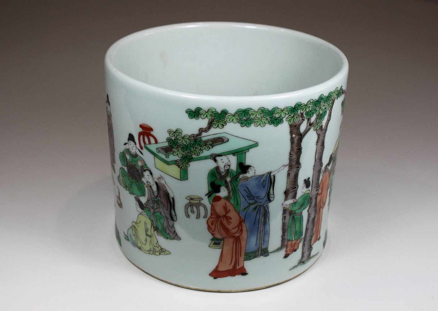 Pinselbecher, China, famille verte, Personenszene, blaue 6-Zeichen Kangxi Marke, Durchm.: 20 cm, H.: - Image 2 of 4