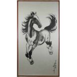 Druck, China, Pferd von Xu Beihong, Bildgröße: 73 x 40 cm, hinter Glas gerahmt.