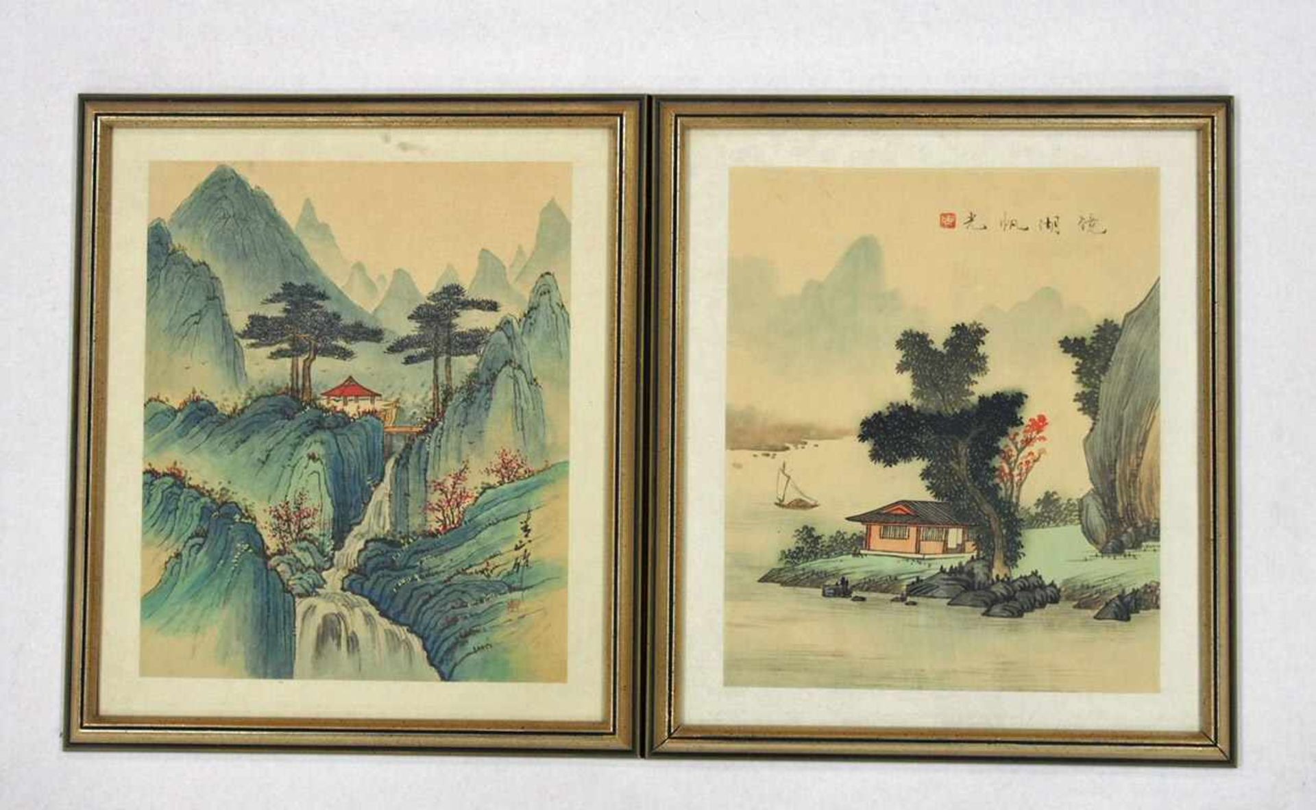LandschaftsbilderSeide, bemalt, China, 20. Jahrhundert, signiert, verso Stempel, 27 x 22 cm, gerahmt