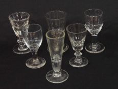 Lauenstein SchnapsglasGlas, um 1800, beigelegt fünf weitere Schnapsgläser 19. Jahrhundert