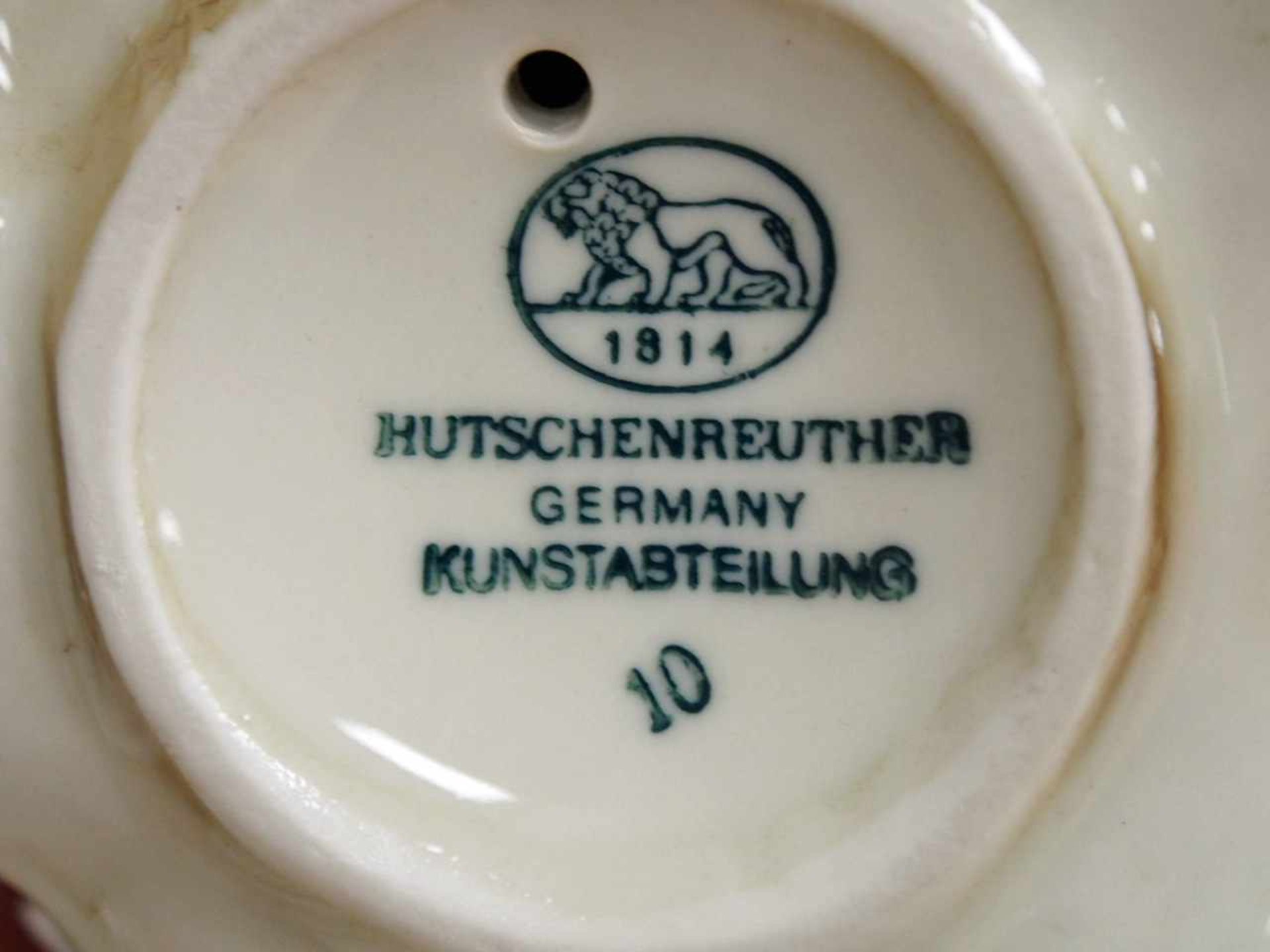 ACHTZIGER, Hans1918-2003Ara-PapageiPorzellan, bemalt, Heutschenreuther Kunstabteilung, signiert , - Image 3 of 3