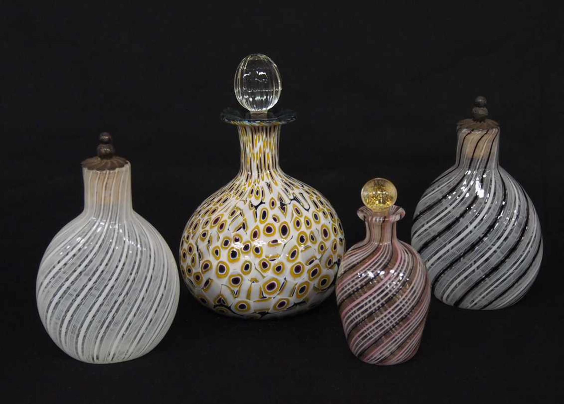 4 GlasflakonsMillefiori und Glas mit Fadeneinschmelzung, Murano, um 1900-1950, bis zu Höhe 11 cm