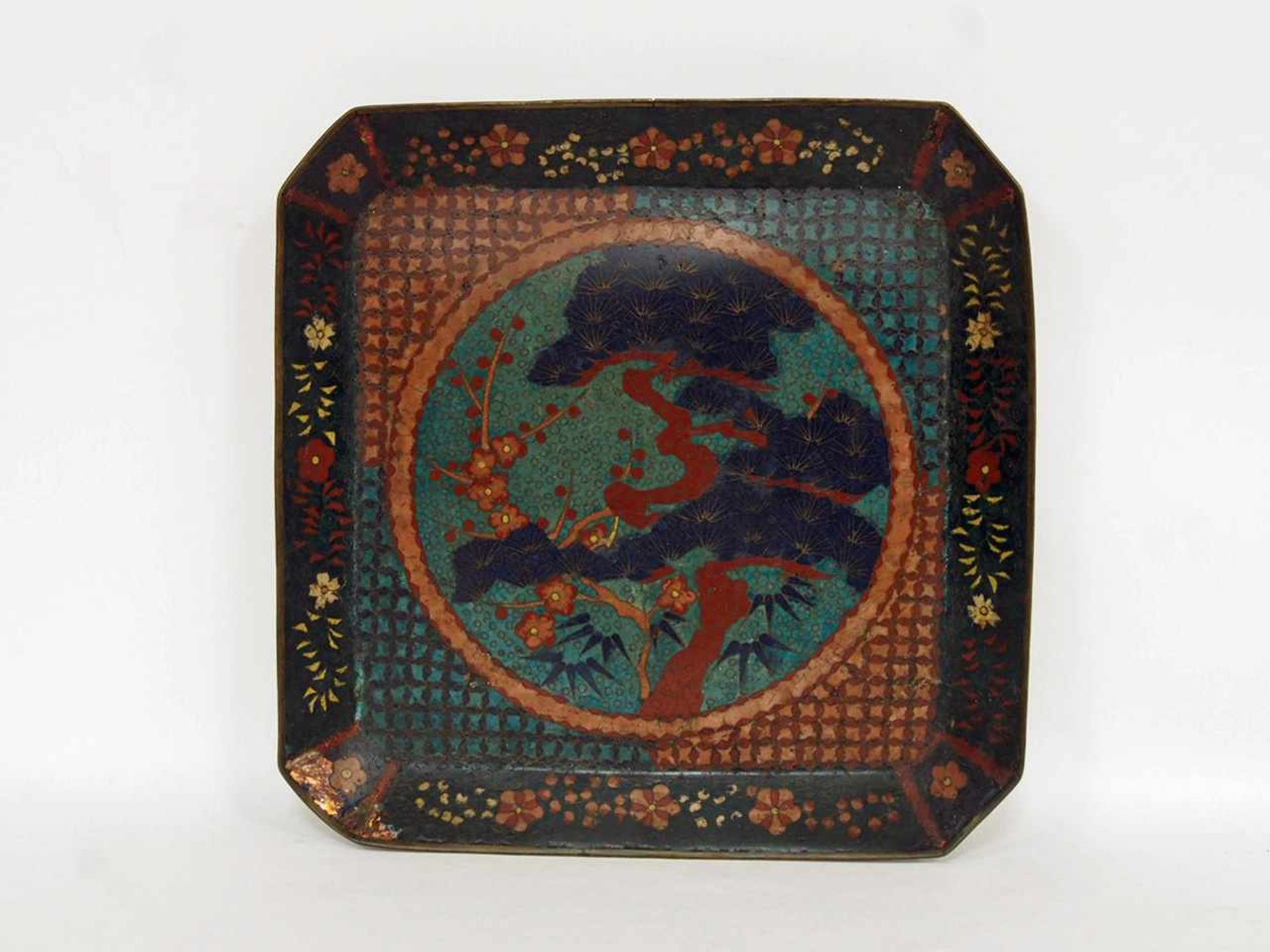 TablettKupfer, Cloisonné, 31 x 31 cm, China 19. Jahrhundert (beschädigt)