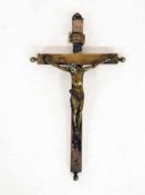 Klappbares Reliquienkreuz mit Corpus ChristiBronze, Italien 19. Jahrhundert, Höhe 28 cm, Corpus Höhe