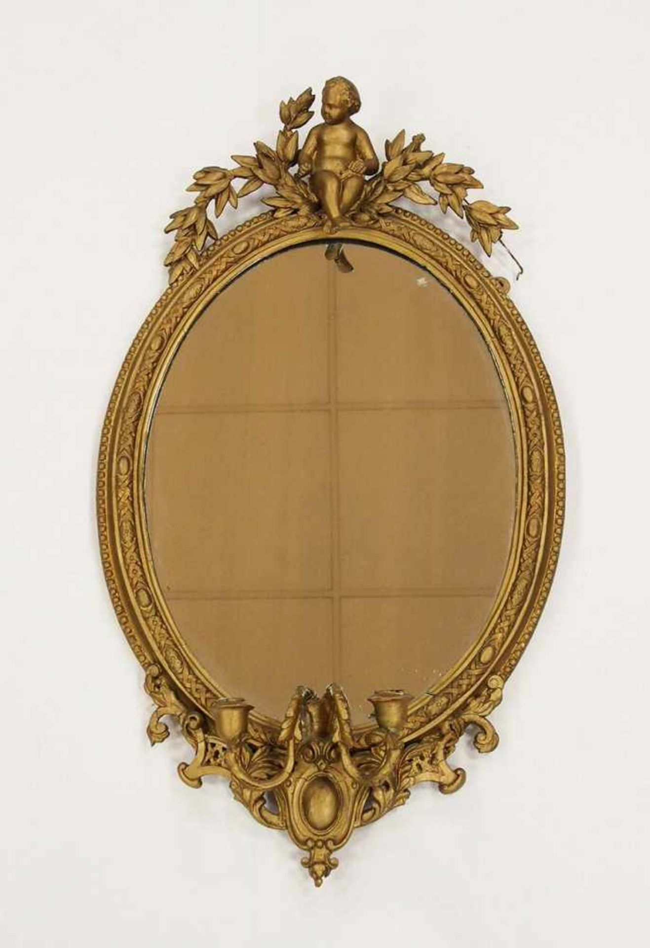 SpiegelRahmen, Holz geschnitzt mit Putto, zweiarmiger Leuchter, Stuck, bronziert, 90 x 50 cm (oval),