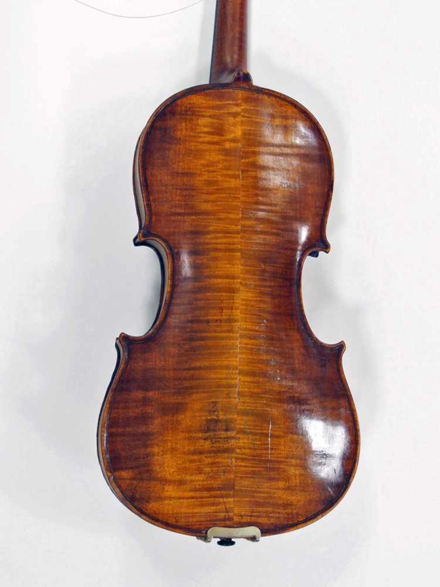 Violine, Süddeutsch / Oberitalien 18. JahrhundertFichte (Decke), Ahorn (Zargen und der - Bild 3 aus 6