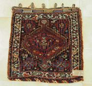 Gashgai-Tasche, um 1900, 68 x 68 cm, Zustand B