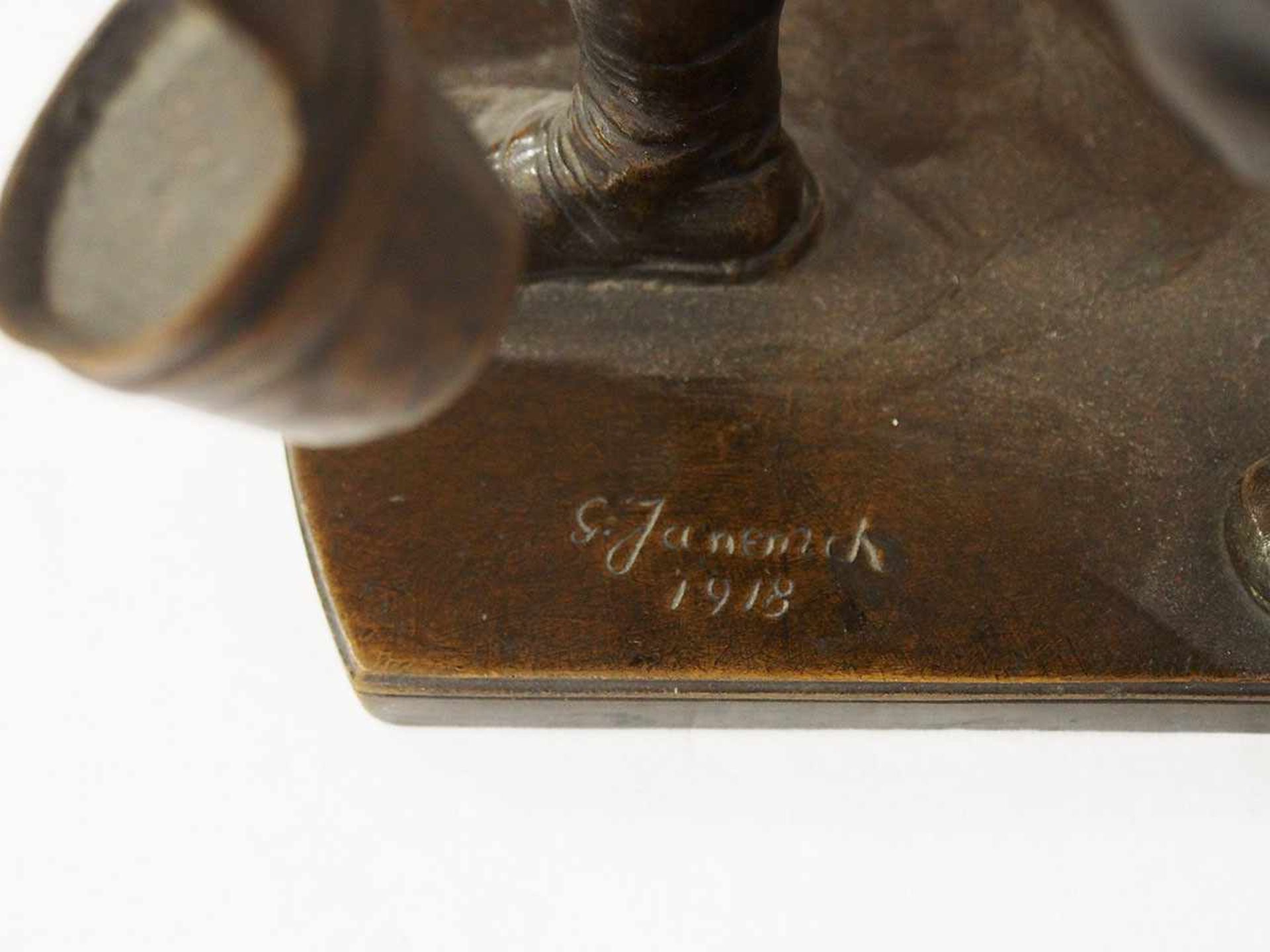 JANENSCH, Gerhard Adolf1860-1933EisengiesserBronze, signiert auf der Plinthe, datiert 1918, Höhe - Image 2 of 2