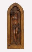 Corpus ChristiHolz, geschnitzt, in gotisierender Rahmung, Corpus Höhe 36 cm, Deutsch 19.