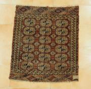 Tekke, Turkmene, um 1900, 110 x 102 cm, Zustand C- - -25.00 % buyer's premium on the hammer price,