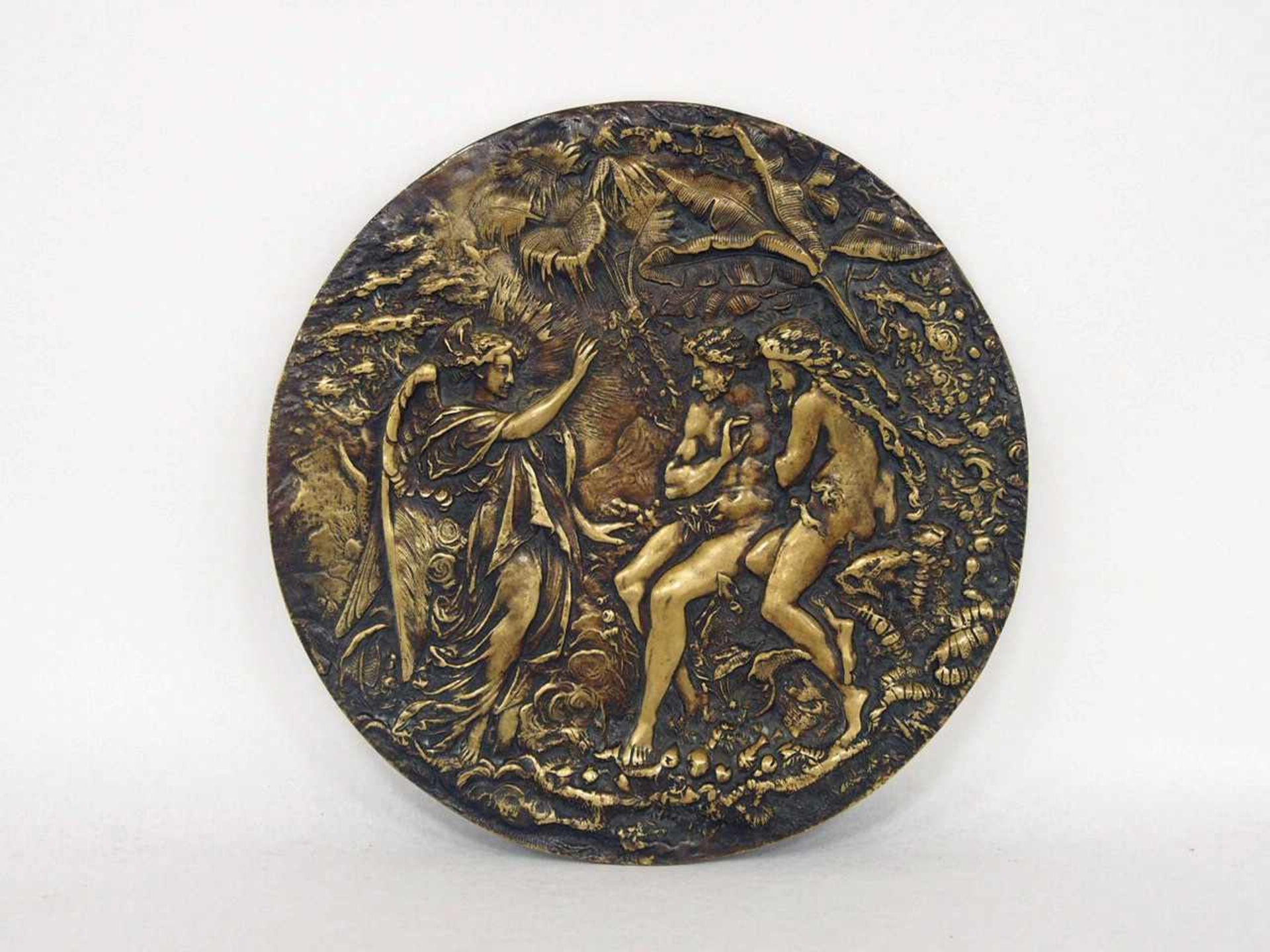 Vertreibung aus dem ParadiesPlakette, Bronze, verso undeutlich signiert, Durchmesser 24 cm- - -25.00