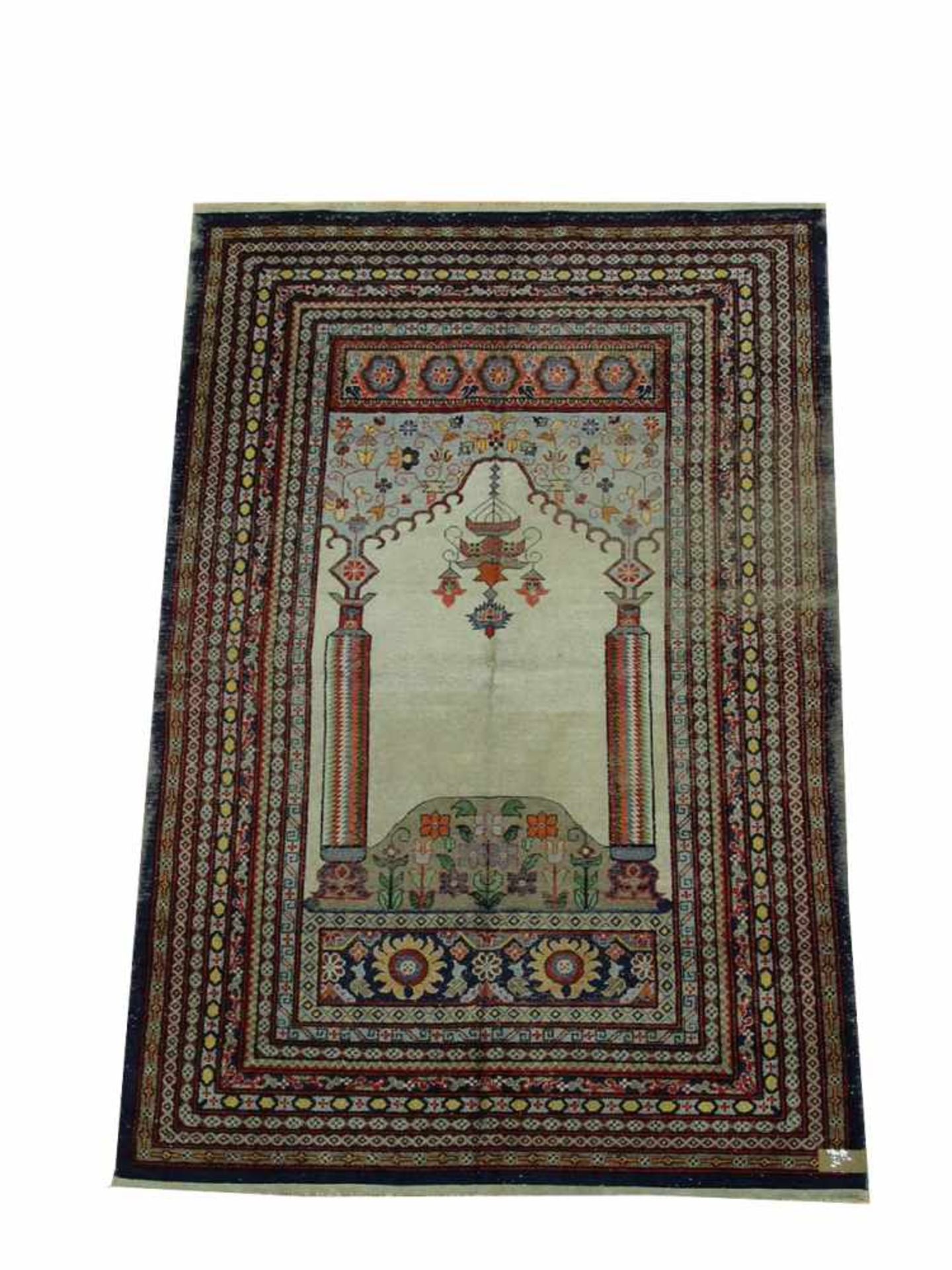 Khotan, Seide, um 1900, 240 x 155 cm, Zustand C/D- - -25.00 % buyer's premium on the hammer price,