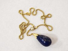 Kordelkette mit Anhänger750er Gelbgold, Lapis Tropfenanhänger, Zuchtperle- - -25.00 % buyer's