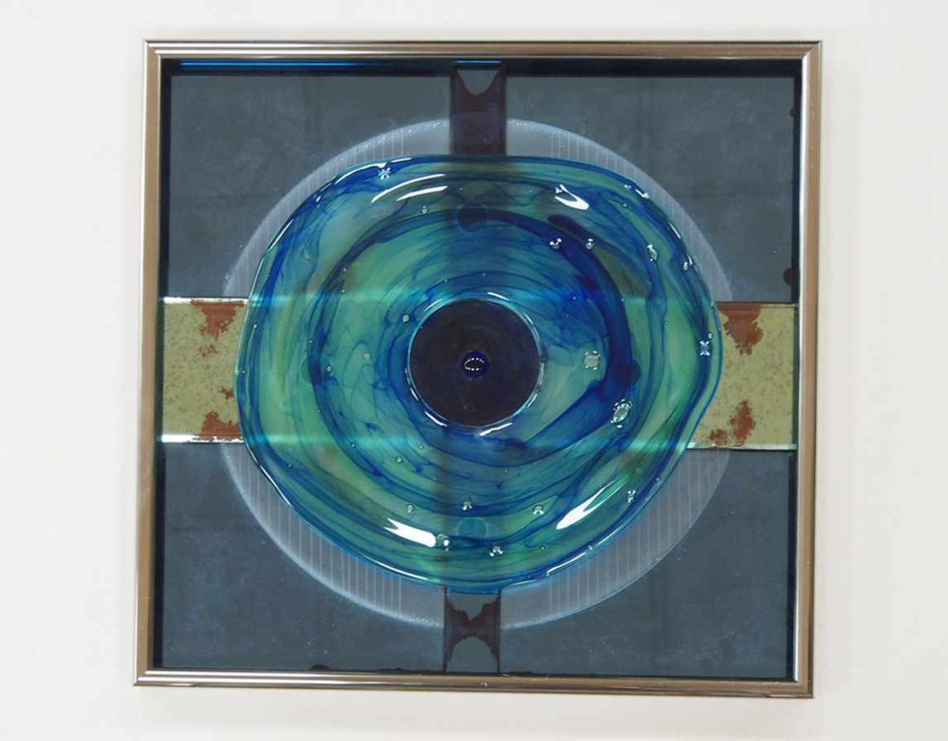 Glasobjekt mit SpiegelnStahlrahmen, um 1970, 46 x 46 cm- - -25.00 % buyer's premium on the hammer