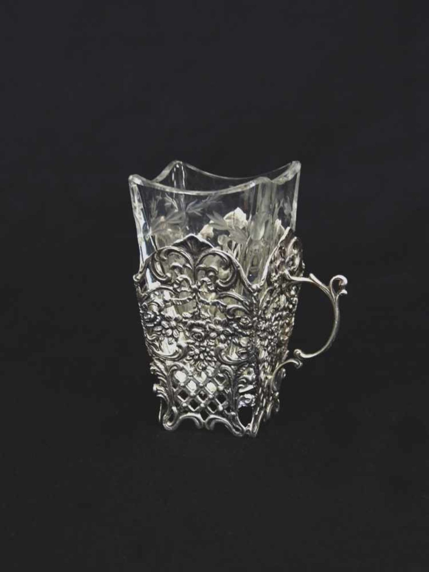 Hohes Gewürzschälchen835er Silber, Glas, Höhe 8 cm- - -25.00 % buyer's premium on the hammer