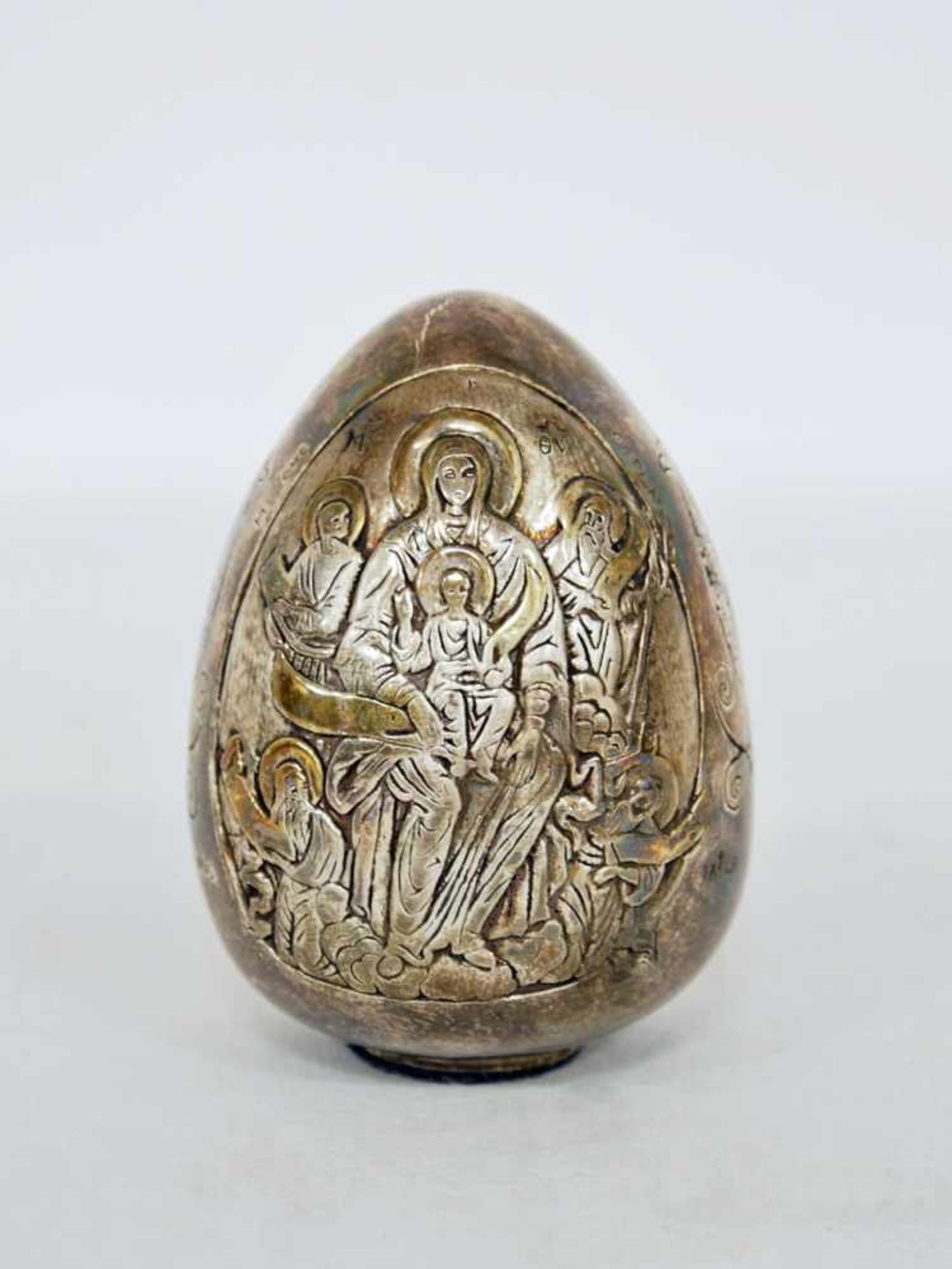 Ei mit Darstellung des Hl. Georg sowie Madonna mit Kind und Erzvätern999er Silber, Griechenland - Bild 2 aus 2