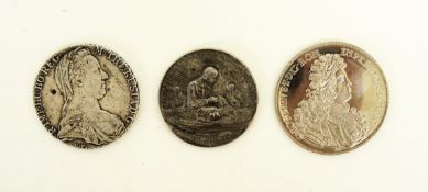 Drei SilbermedaillenFrz. Medaille Confectionneurs pour Hommes et Enfants 1867-1888, Si., 950, 24,3