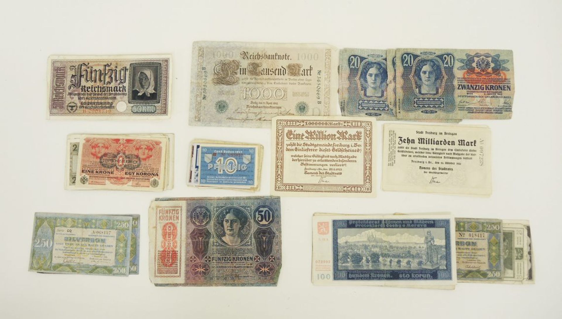 Konvolut BanknotenBestehend u.a. aus Protektorat Böhmen/Mähren 1 x 1 Krone, 3 x 5 Kronen, 1 x 20