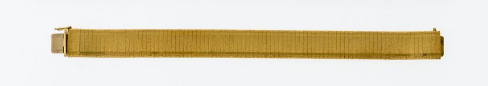 ArmbandGG, 750. Fein satinierte Glieder, polierte Bänderung. L. 20 cm. 43 g.