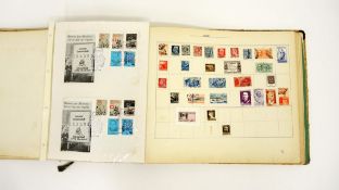 Briefmarkenalbum und ErsttagsbriefeBriefmarkenalbum mit gestempelten Marken (alle Welt, 20. Jh.)