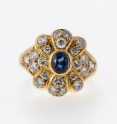 RingGG, 585. Kopf in Form einer Blüte, ausgefasst mit 22 Brillanten von zusammen ca. 1,3 ct. In