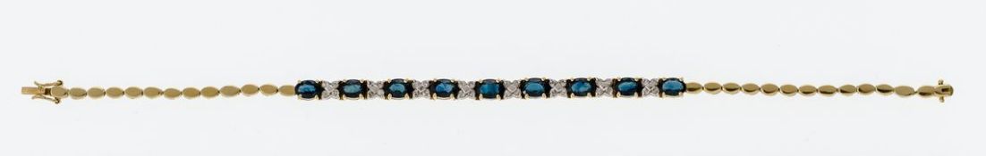 Saphir-ArmbandGG, 585. Linsenkette, mittig in Reihe neun Saphire von 7 x 4 mm, getrennt von vierfach