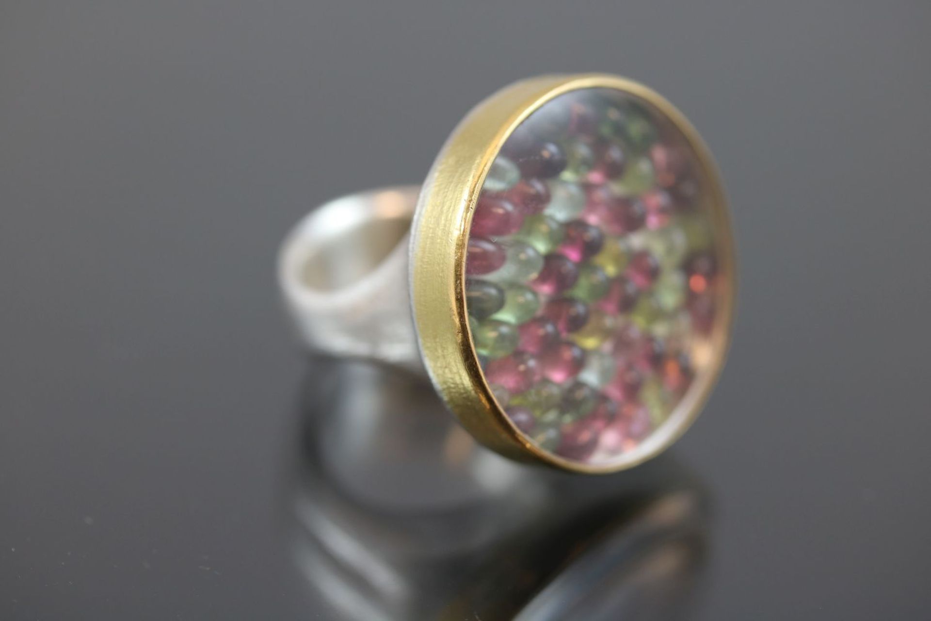 Design-Ring, 750 Gold/Silber20,7 Gramm Turmaline, Ringgröße: 54Schätzpreis: 1100,- - Bild 2 aus 3