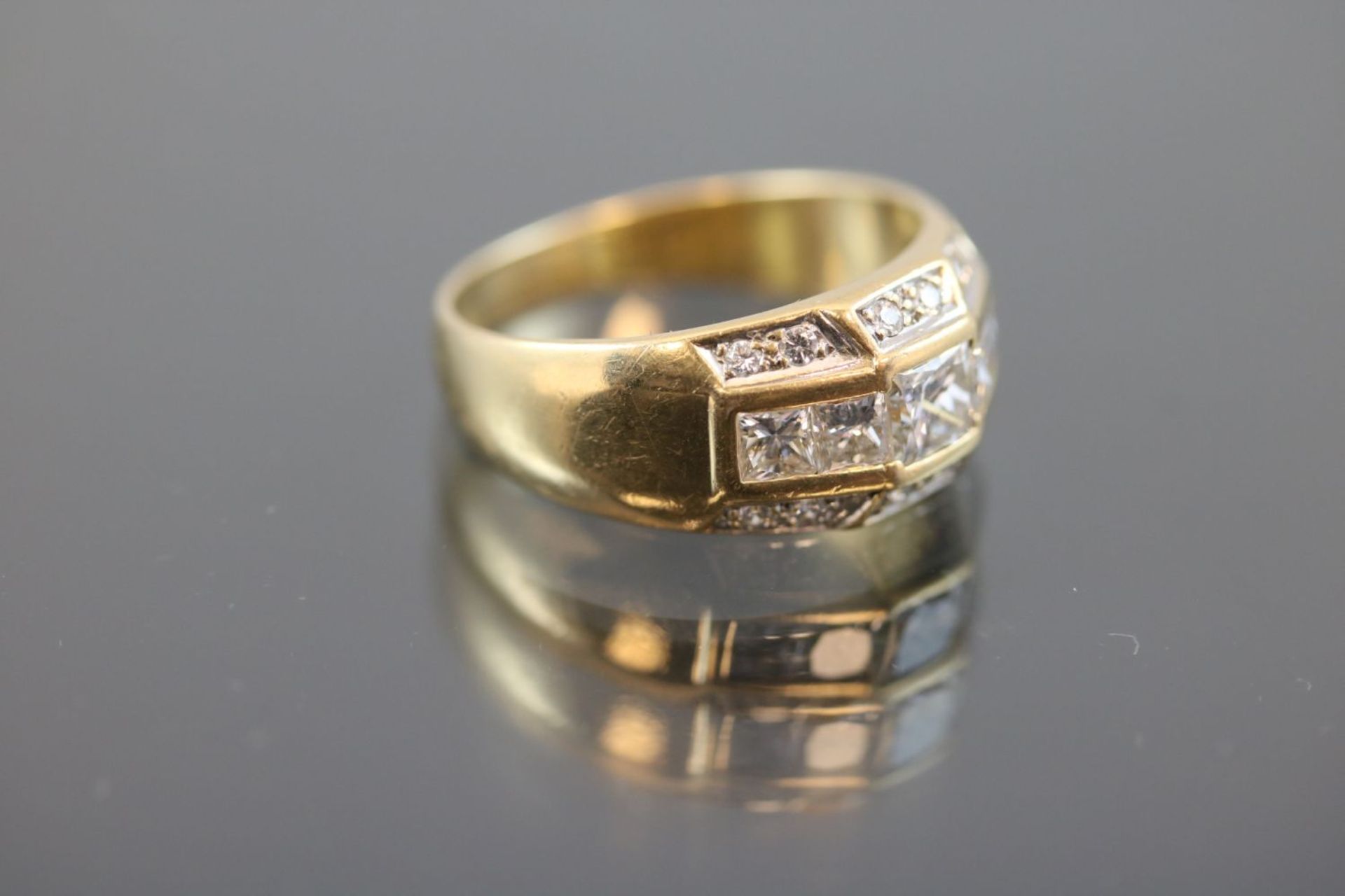 Brillant-Diamant-Ring, 750 Gold6,5 Gramm 17 Diamanten/Brillanten, 0,85 ct., Ringgröße: 56 - Bild 3 aus 3