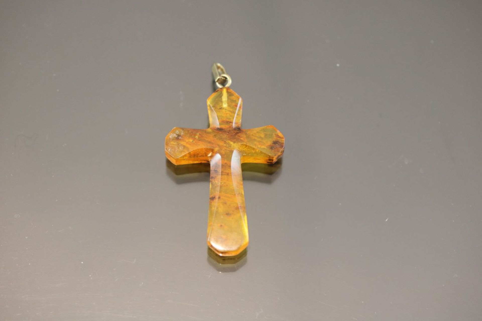 Bernstein-Kreuz, 333 Gelbgold2,6 Gramm Breite: 3 cm, Länge: 4 cm