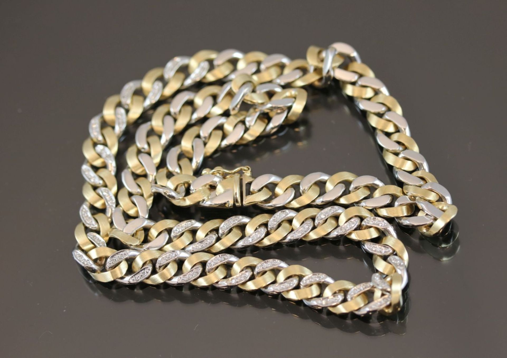Diamant-Halskette, 585 Gold47,7 Gramm 72 Diamanten, 0,35 ct., w/si. Länge: 42 cm Schätzpreis: 4000,- - Image 3 of 4
