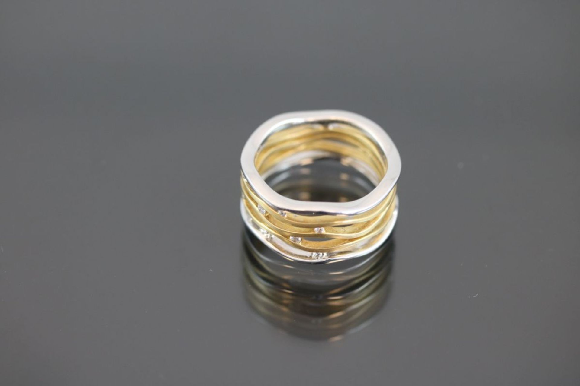 Diamant-Ring, 750 Gelbgold14,4 Gramm 1 Diamantbaguette, 0,15 ct., tw/vsi. Ringgröße: - Bild 3 aus 3