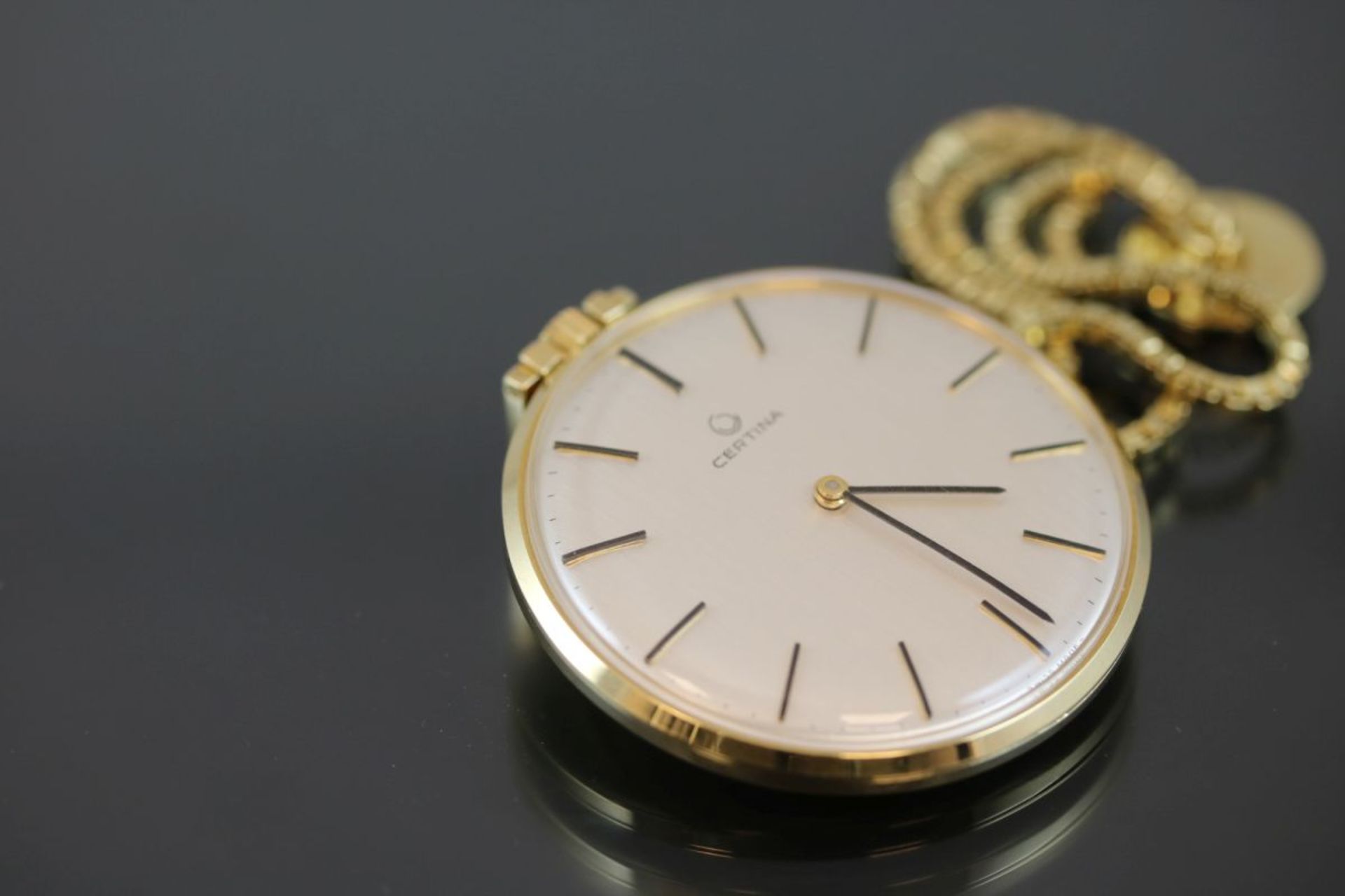 Certina- Taschenuhr mit UhrenketteWerk: HandaufzugGehäuse Ø: 39 cm Kaliber: 28-10 7005189 7482796